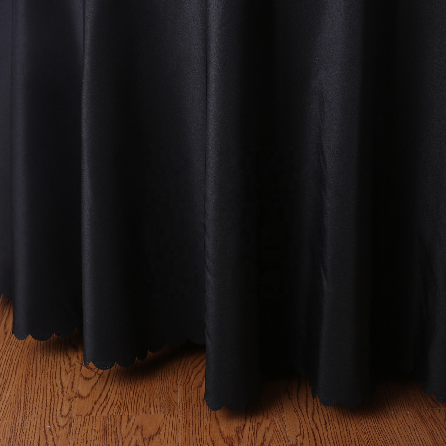CZARNY obrus okrągły 320 cm – elegancki, matowy, z miękkiej tkaniny | Idealny na stół 180 cm